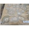 Image 2 : Assorted Glassware