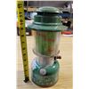 Image 5 : Coleman Kerosene Lantern