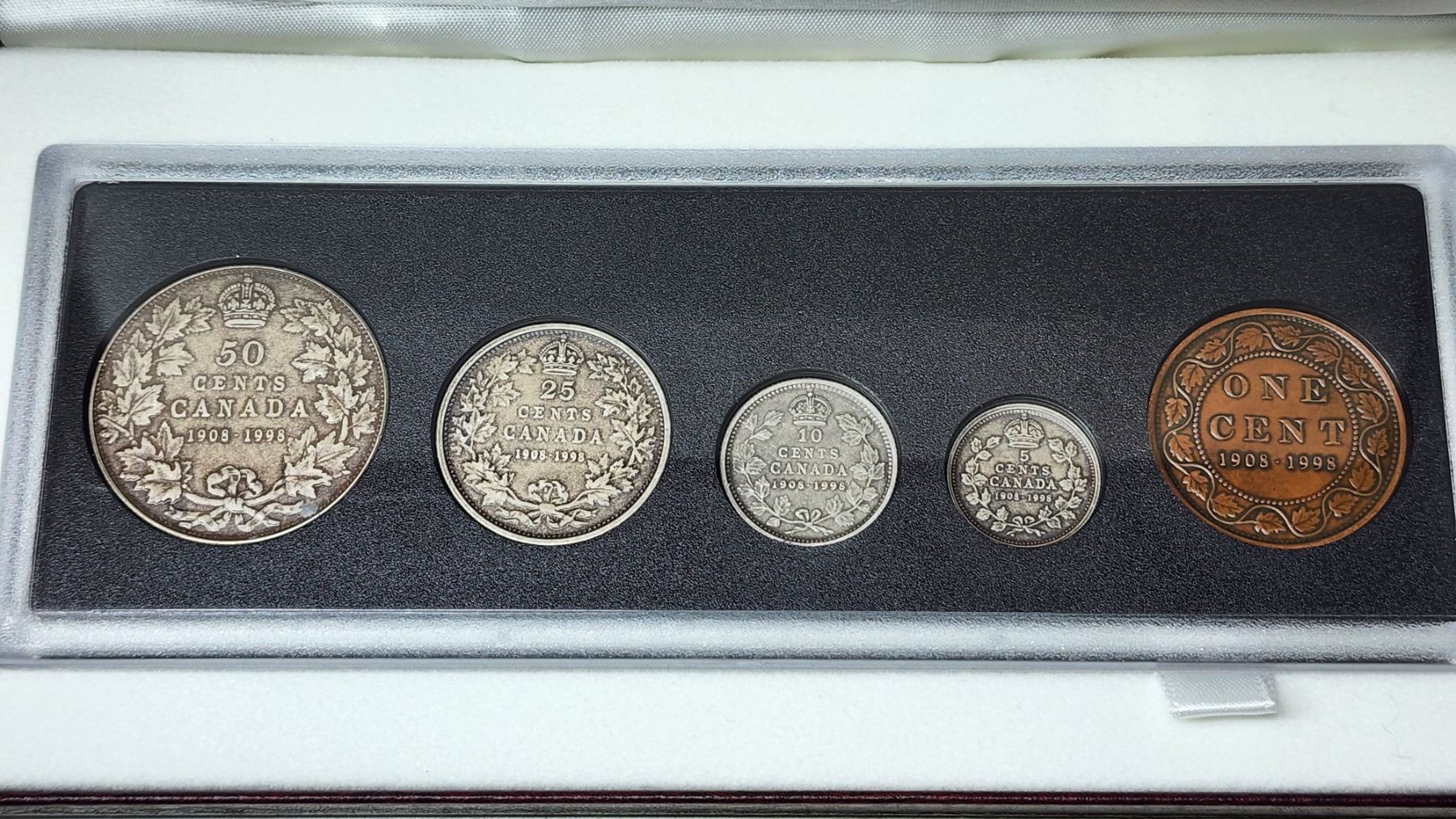 1908 Coin Set 1908 – 1998 5-coin Specimen Set with old 1908 designs. Issued to ...