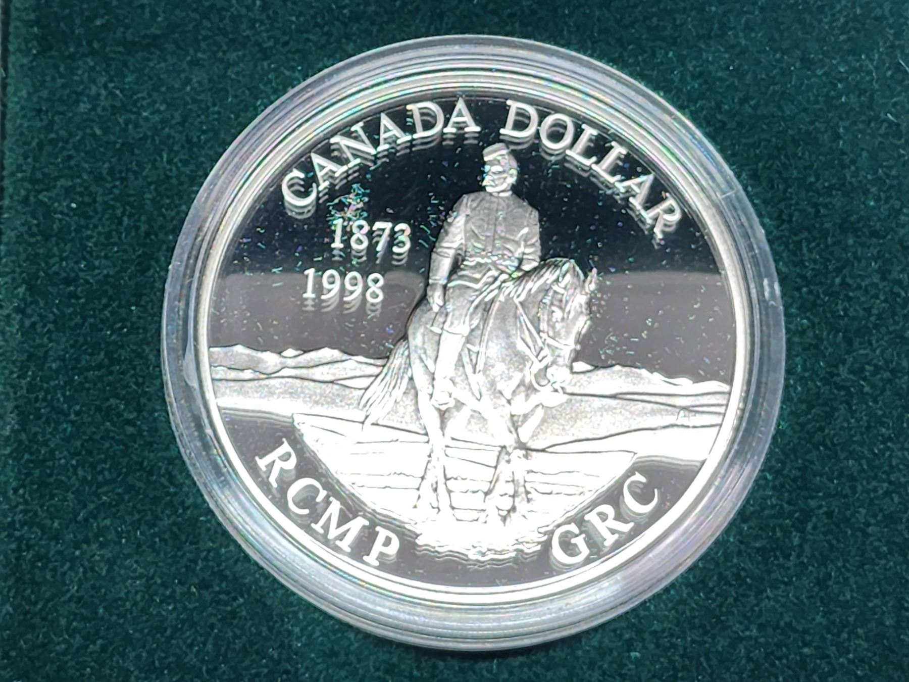1998 RCMP Silver Dollar 125th Anniversary Of The Founding Of The RCMP 1998-rcmp-silver-dollar-125th-anniversary-of-the-founding-of-the-rcmp