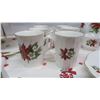 Image 3 : Christmas China Set