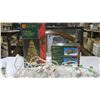 Image 3 : 3 Christmas Scenery Pieces & Strings of Lights for Christmas Scenery Displays