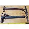 Image 4 : Vintage Air Pumps (2)