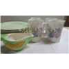 Image 2 : 4 Mugs, 8 Large Plate,s 4 Med. Plates, 5 Sm. Plates Corn Butter boat