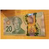 Image 2 : 2015 Canadian Twenty Dollar Banknote with Queen Elizabeth II Historical Commemorative Reign