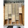 Image 1 : 5000 COUNT BOX OF VARIOUS SPORTS CARDS (ROOKIES AND STARS INCLUDED)