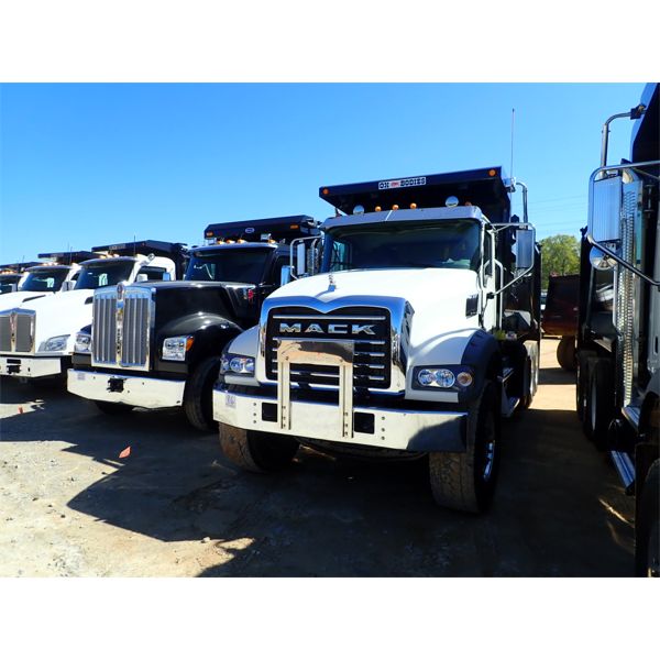 2022 MACK GR64F Dump Truck