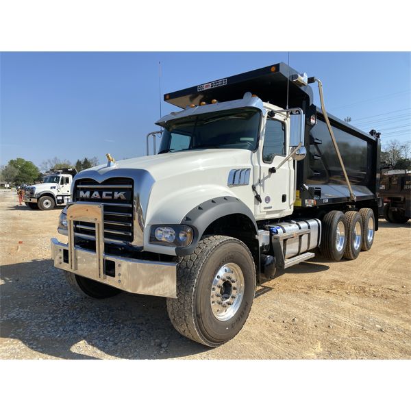 2022 MACK GR64F Dump Truck