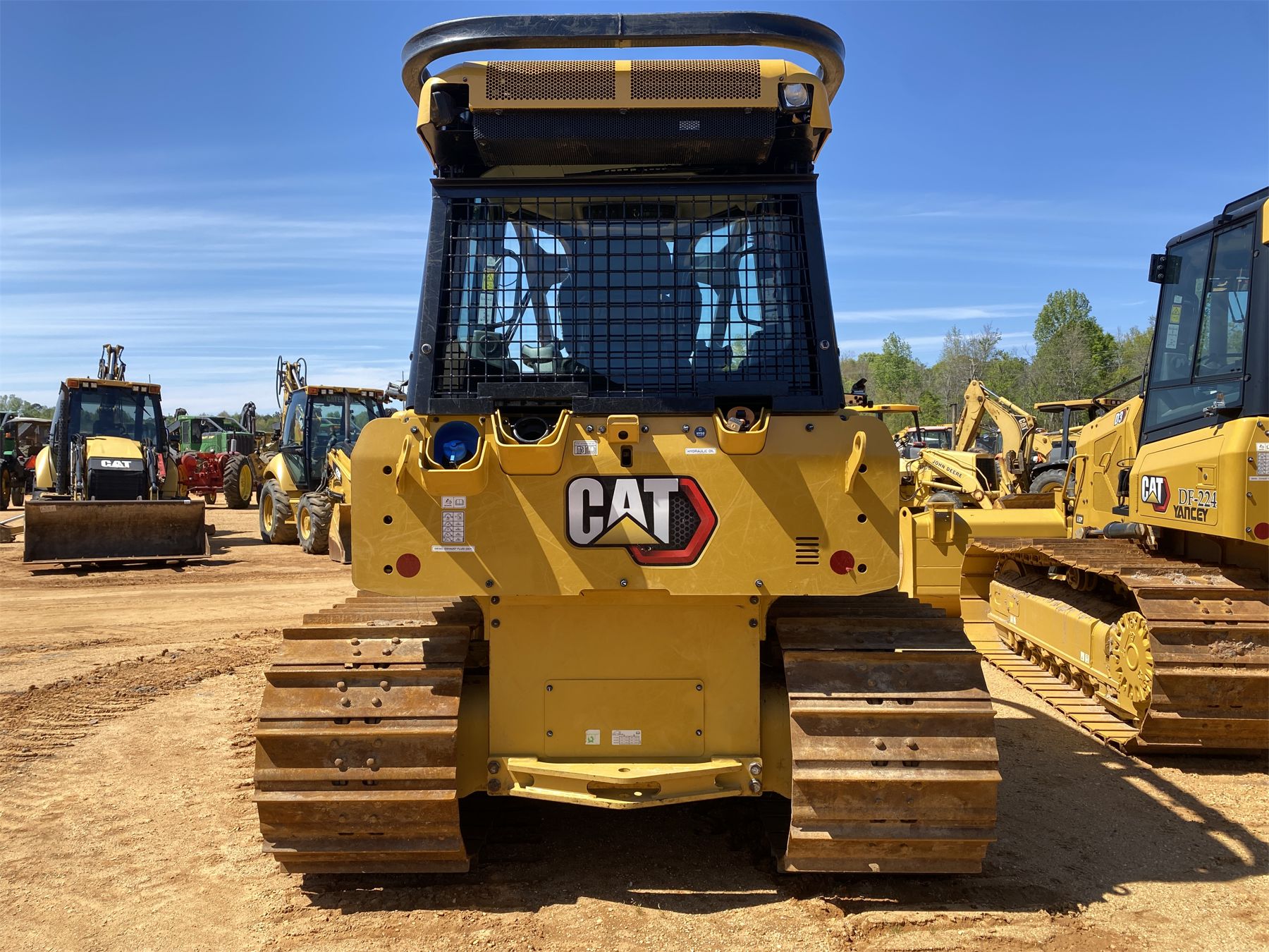 D3 Machine 2022 CAT D3 LGP Dozer / Crawler Tractor - J.M. Wood Auction Company, Inc.