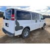 Image 4 : 2010 CHEVROLET 2500 EXPRESS Passenger Van