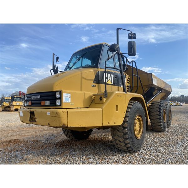 2012 CAT 725 Articulated Truck