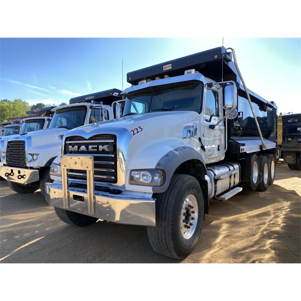 2018 MACK GU713 Dump Truck