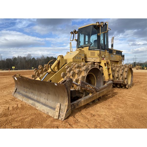1997 CAT 815F Compactor