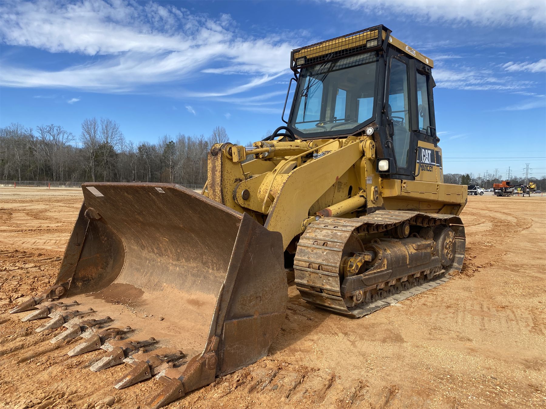 2005 CAT 953C Crawler Loader - J.M. Wood Auction Company, Inc.