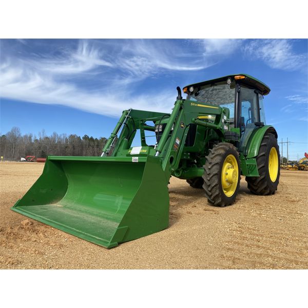 2022 JOHN DEERE 5075E Farm Tractor
