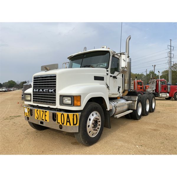 2007 MACK CHN613 Day Cab Truck