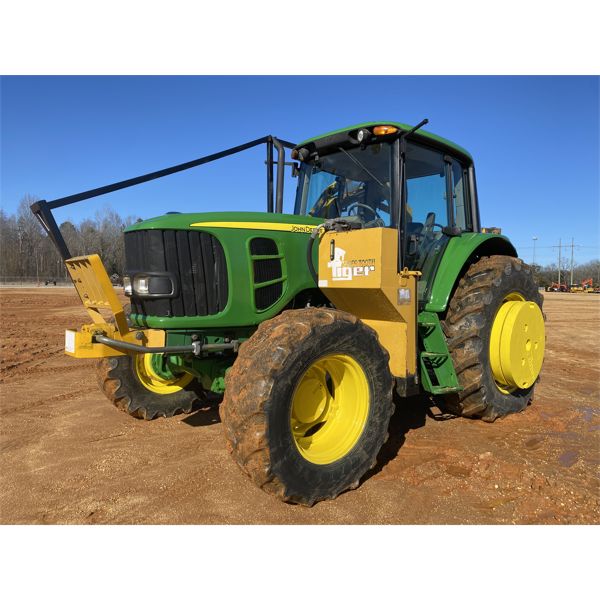 2009 JOHN DEERE 7130 Farm Tractor