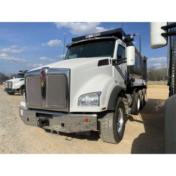 2019 KENWORTH T880 Dump Truck