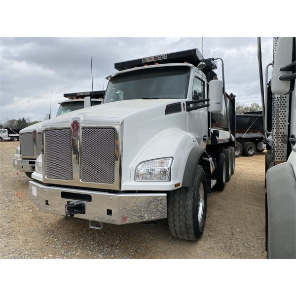 2019 KENWORTH T880 Dump Truck