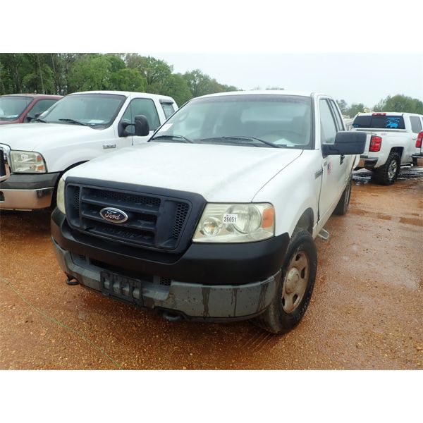2005 FORD F150 XL Pickup Truck