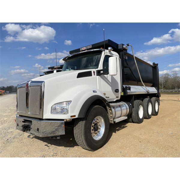 2019 KENWORTH T880 Dump Truck