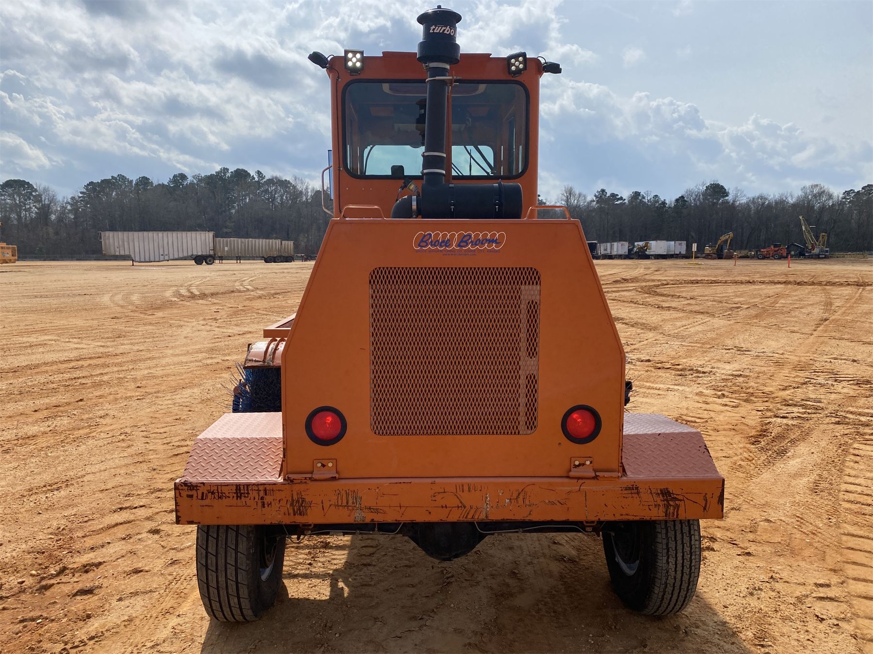 2018 BROCE RJT350 Broom - J.M. Wood Auction Company, Inc.