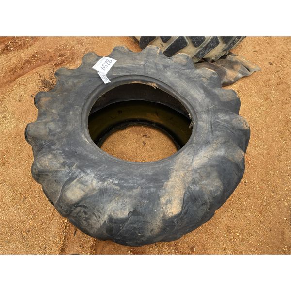 SKIDDER TIRE
