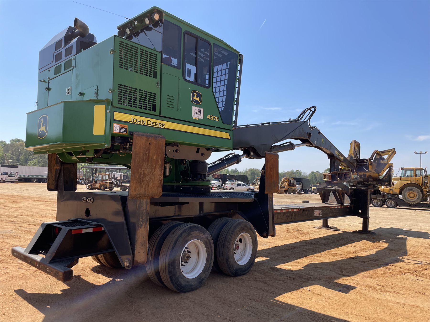 2019 JOHN DEERE 437E Log Loader - J.M. Wood Auction Company, Inc.