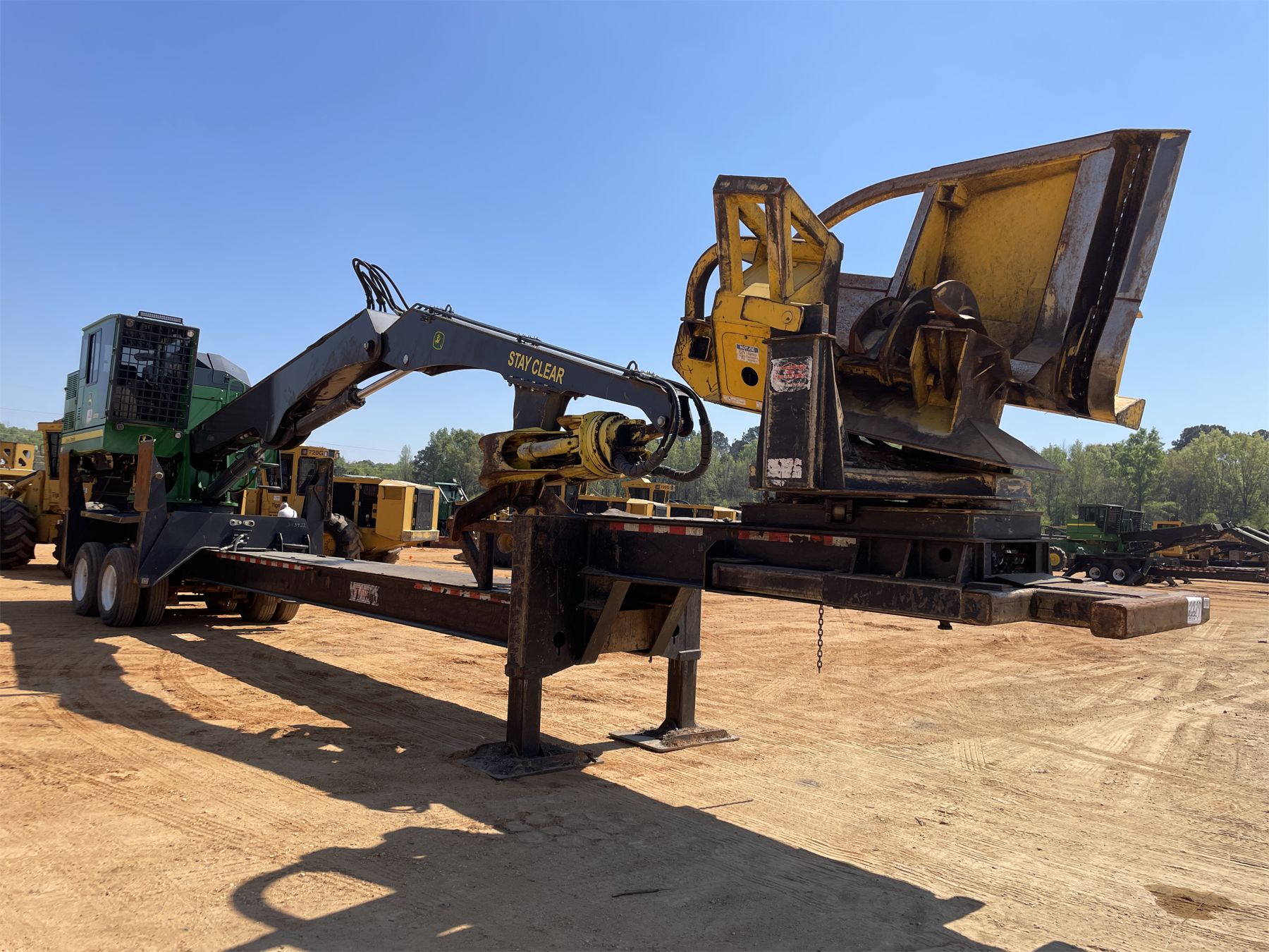 2019 JOHN DEERE 437E Log Loader - J.M. Wood Auction Company, Inc.