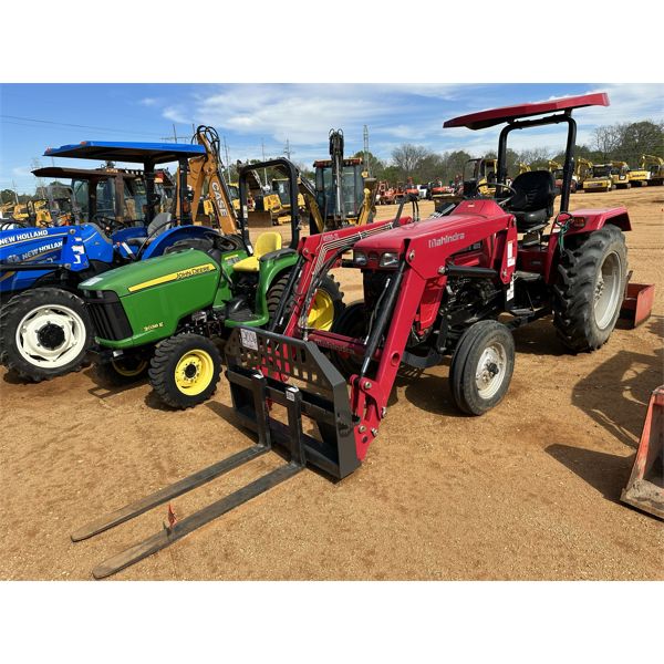 2014 MAHINDRA 4025 Farm Tractor