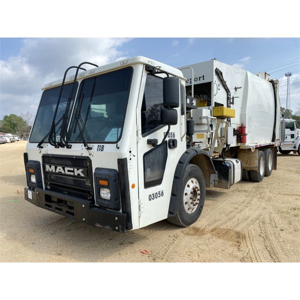 2018 MACK LR613 Garbage / Sanitation Truck