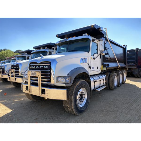 2017 MACK GU713 Dump Truck
