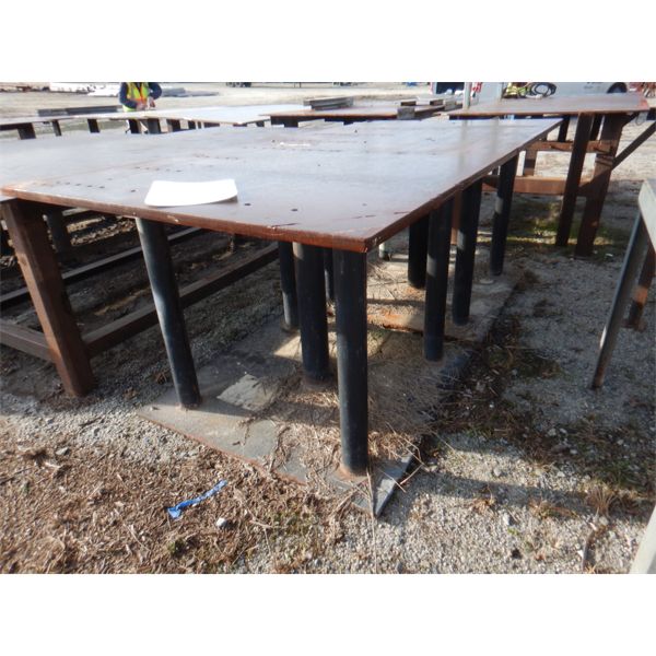 8'x4' METAL TABLE