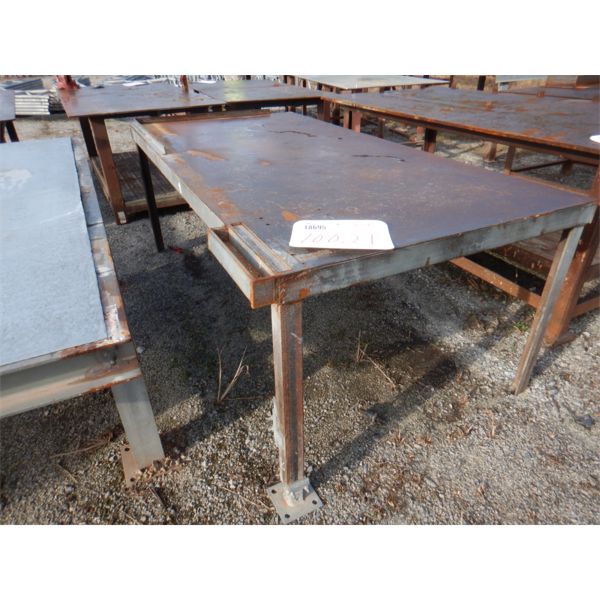 8'x4' METAL TABLE