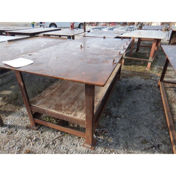 8'x4' METAL TABLE