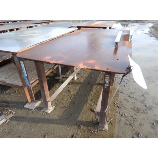 8'x4' METAL TABLE