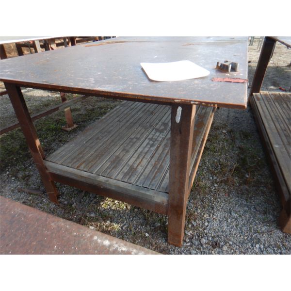 8'x4' METAL TABLE