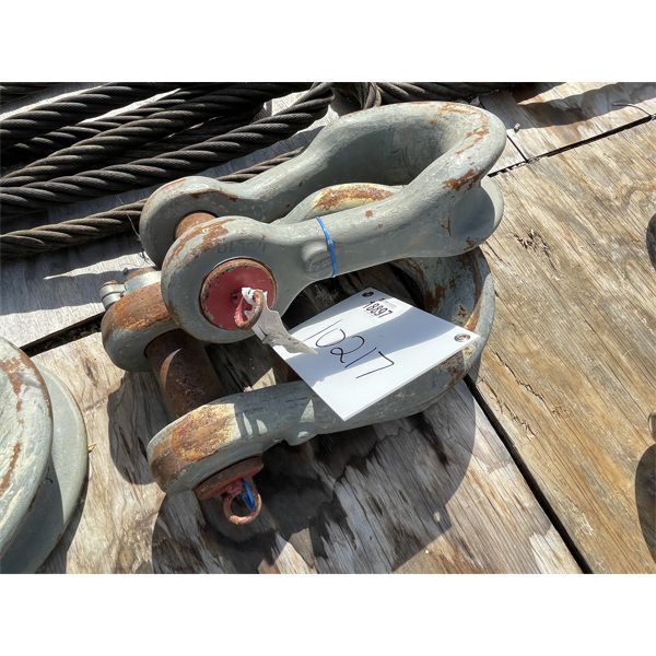 CROSBY WLL125T SHACKLES