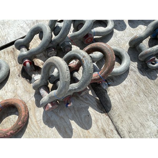CROSBY WLL55T SHACKLES