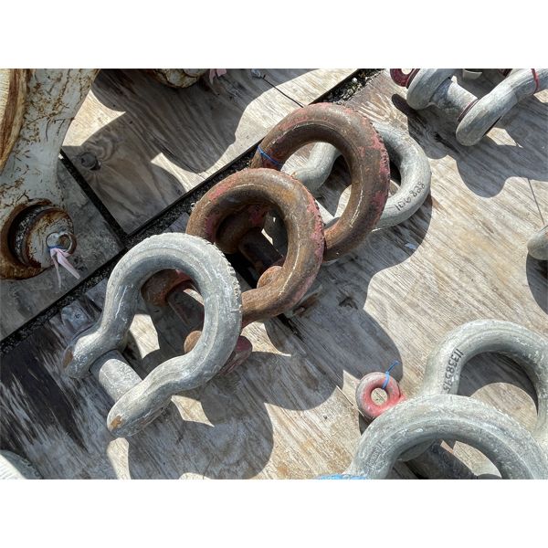 CROSBY WLL55T SHACKLES