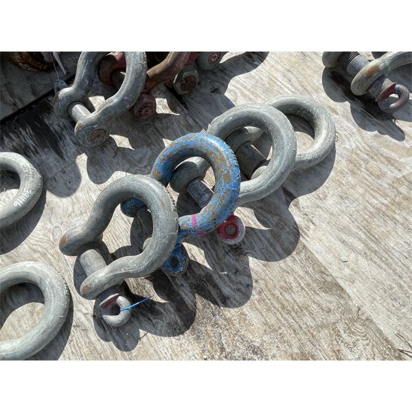 CROSBY WLL55T SHACKLES