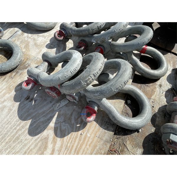 CROSBY WLL55T SHACKLES