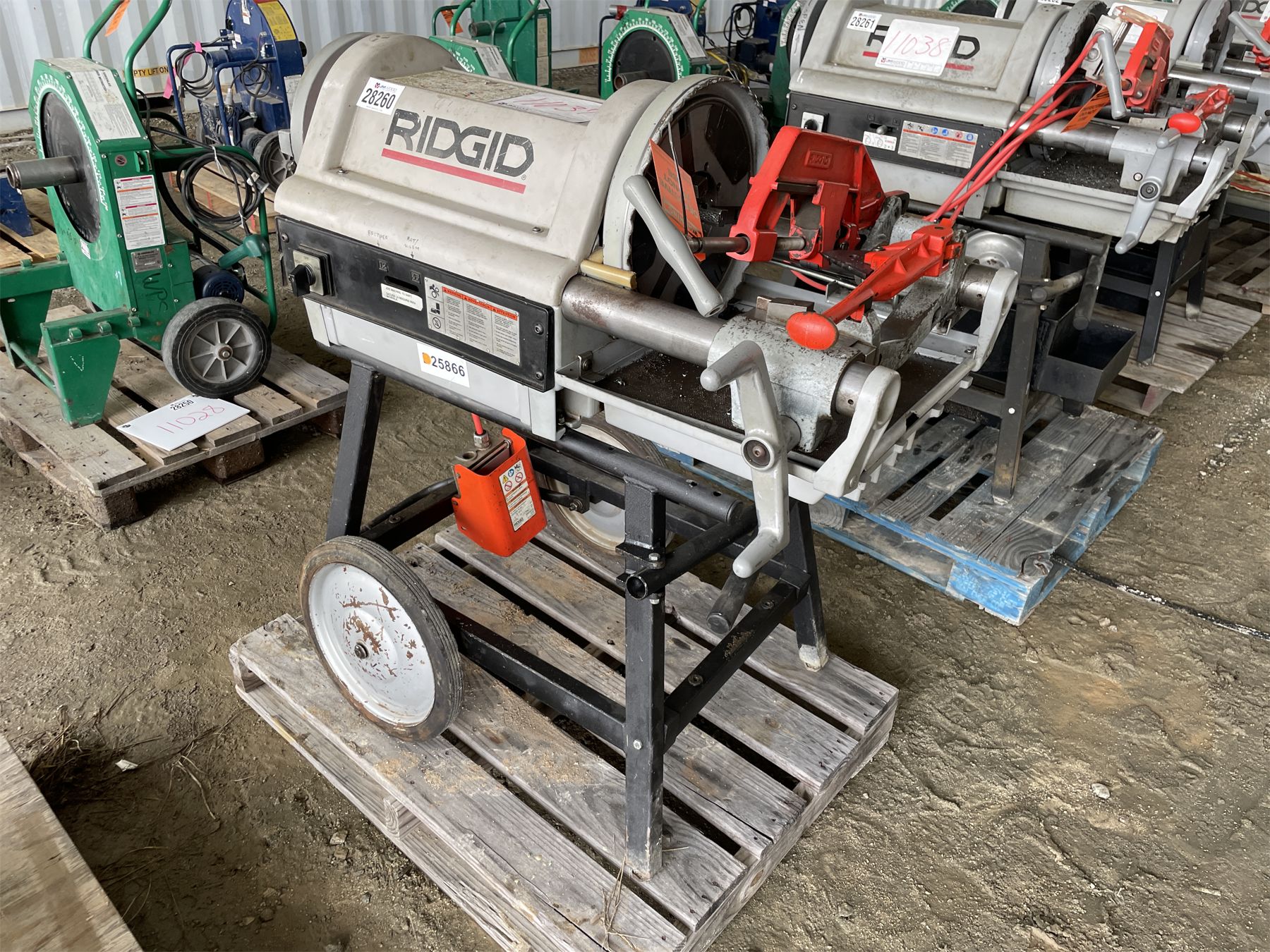 RIGID 1224 PIPE THREADER - J.M. Wood Auction Company, Inc.