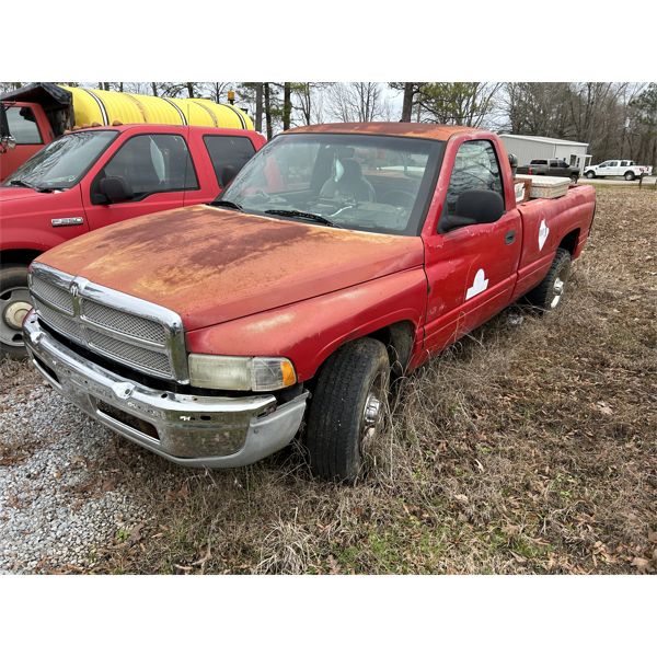 2000 DODGE RAM 2500 Pickup Truck