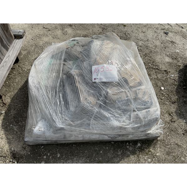 EATON CAST IRON CONDUIT BODY