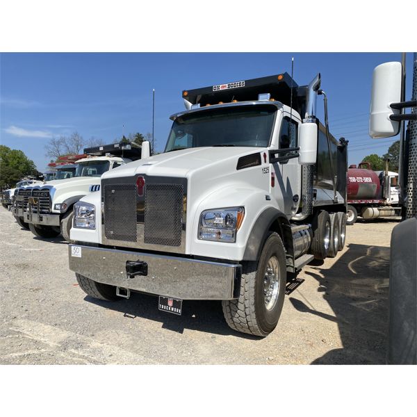 2023 KENWORTH T880S Dump Truck