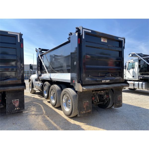 2023 KENWORTH T880S Dump Truck - J.M. Wood Auction Company, Inc.