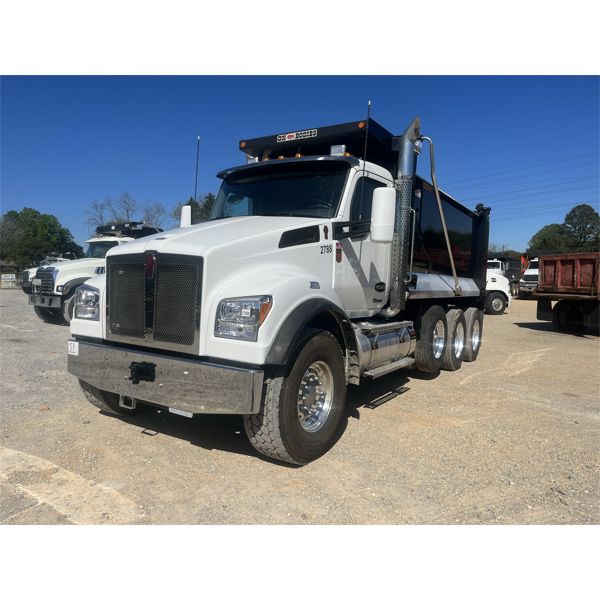 2023 KENWORTH T880S Dump Truck