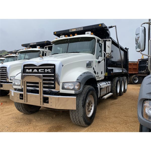 2017 MACK GU713 Dump Truck
