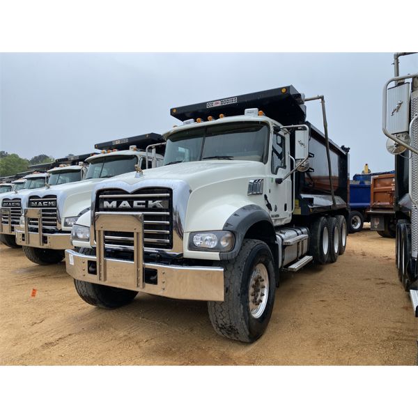 2017 MACK GU713 Dump Truck